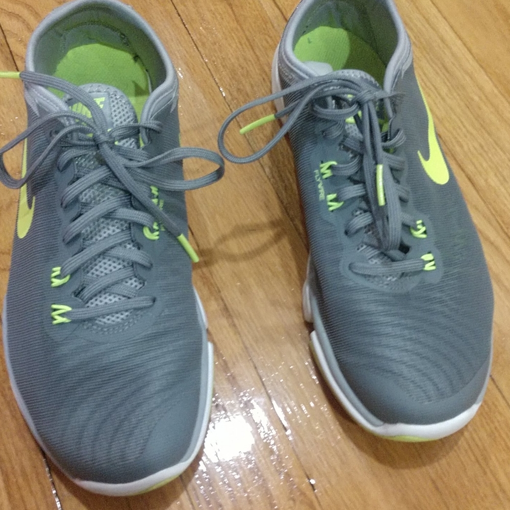 Training shoes